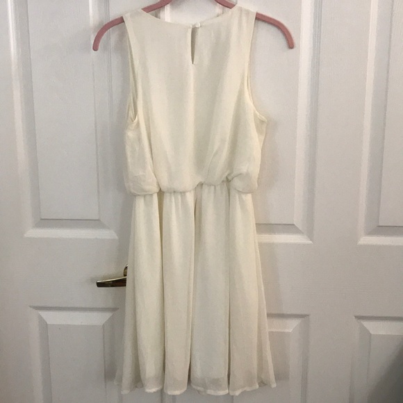 NWOT LUSH OFF WHITE DRESS - Picture 2 of 5